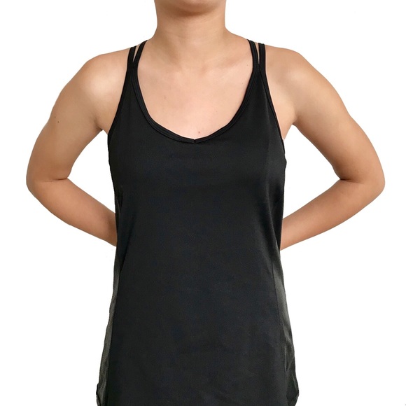Apana Criss Cross back Workout shirt black - Picture 3 of 7